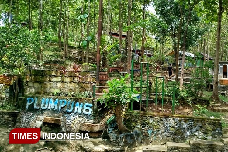 Pesona Wisata Taman Plumpung, Nuansa Hijau di Tengah Hutan Jati Blora