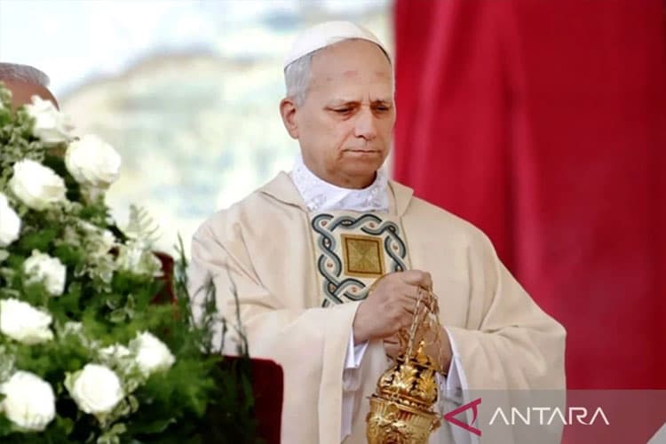 Kritik Paus Serukan Perdamaian dan Larangan Penggunaan Kekerasan